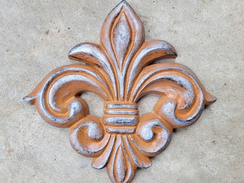 Fleur de Lis Wall plaque PICK YOUR COLOR Old World, Tuscan, French Country, Medieval Home Decor. Royal Queen King FleurDeLisJunkie image 4
