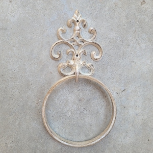 Iron Scroll Towel Ring | PICK YOUR COLOR | Fleur De Lis Hand Towel Holder | Metal Towel Hook | Towel Hanger | Bathroom hardware | fixture