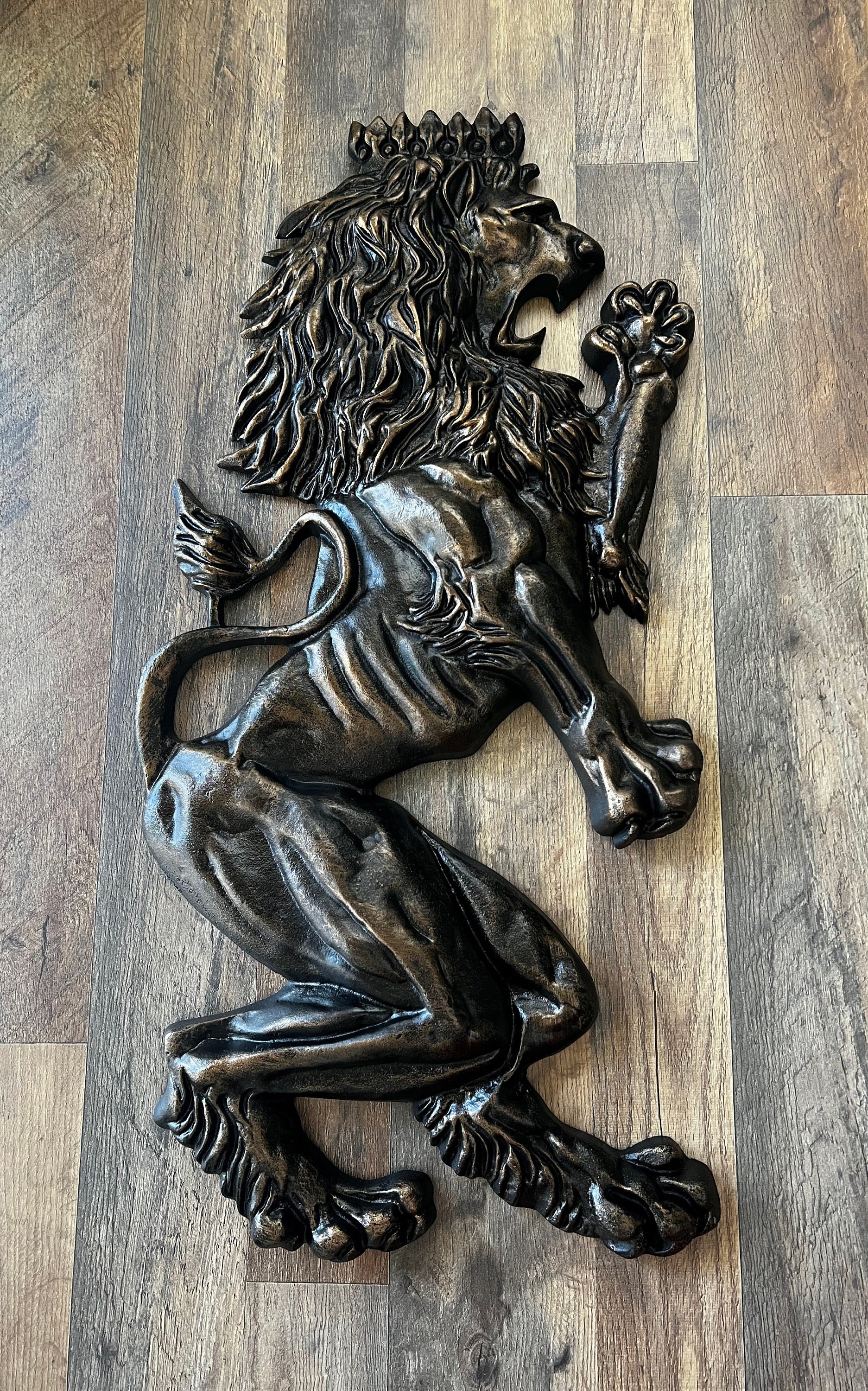 BLACK LION Hundred 55h 美品 9783961712342_5-1.jpg