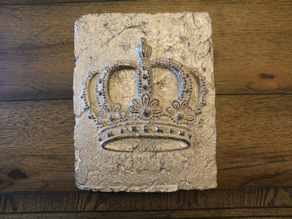 Set Of 2 Crown Wall Plaques Wall Crown Wall Decor Royal King Etsy