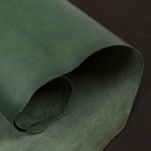 Pelle pieno fiore verde - 1,8 mm (5 oz), pelle conciata al vegetale / pelle di mucca vacchetta antica da 20-25 piedi quadrati per artigianato