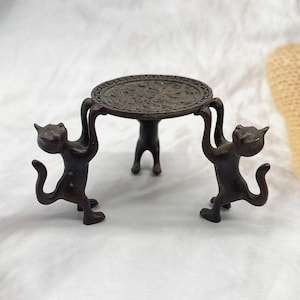 真鍮製 3匹の猫のティーポット蓋ホルダー - ヴィンテージスタイルの猫用ティーペットスタンド - 東洋の茶道の装飾 - 禅の猫のオーナメントギフト