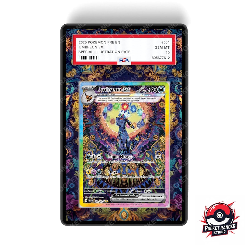 Peut inclure: Une carte Pok&eacute;mon Umbreon EX class&eacute;e, avec une illustration sp&eacute;ciale, dans un &eacute;tui noir. L'&eacute;dition 2025 est class&eacute;e GEM MT 10. L'illustration de la carte pr&eacute;sente un design color&eacute; et d&eacute;taill&eacute; avec le texte "Moon Mirage" et "Onyx".