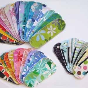 Cloth Menstrual Pantyliner 3pcs SAMPLER SET Hawaiian Print image 1