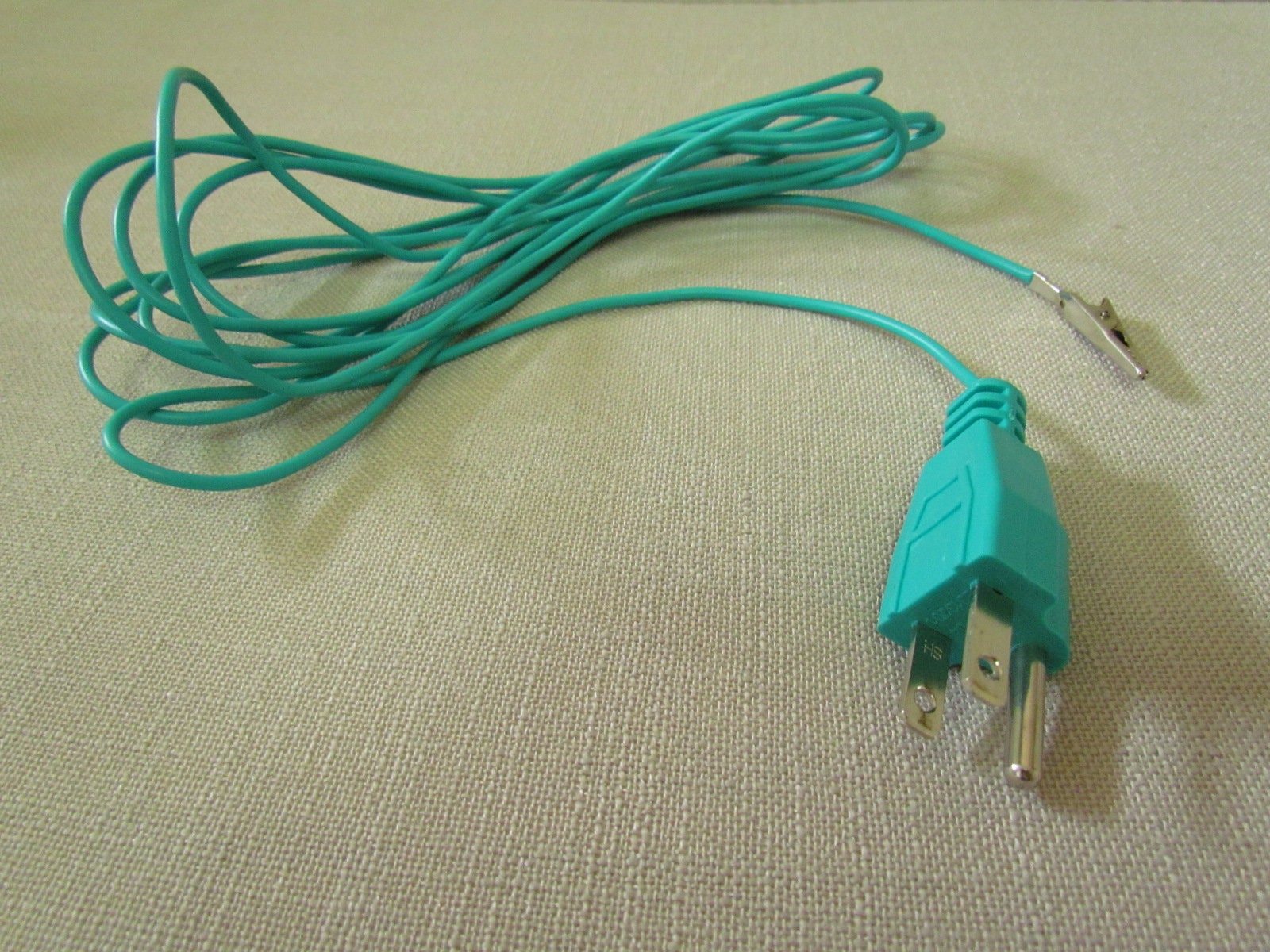 Plug to Gator Grounding Cord make your own earthing mat Etsy