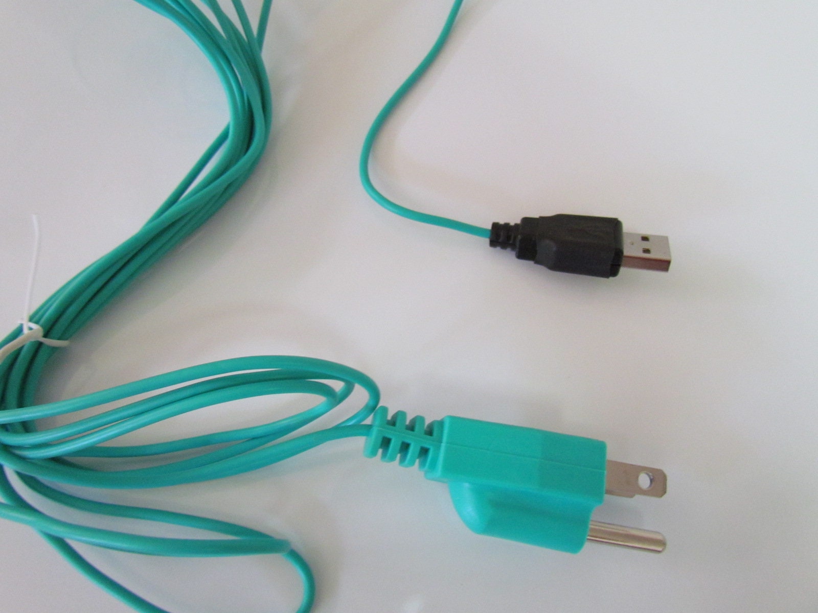 USB Grounding Cord ground your laptop to reduce your EMF Etsy