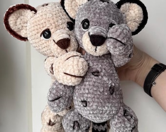 Cleo the cheetah & Suki the snow leopard 2 in 1 low sew crochet pattern, amigurumi, PDF download