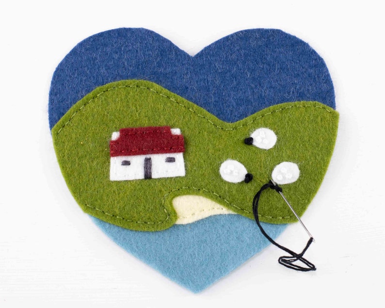 Cottage Heart Ornament Sewing Pattern, Downloadable PDF Felt Ornament Pattern image 3