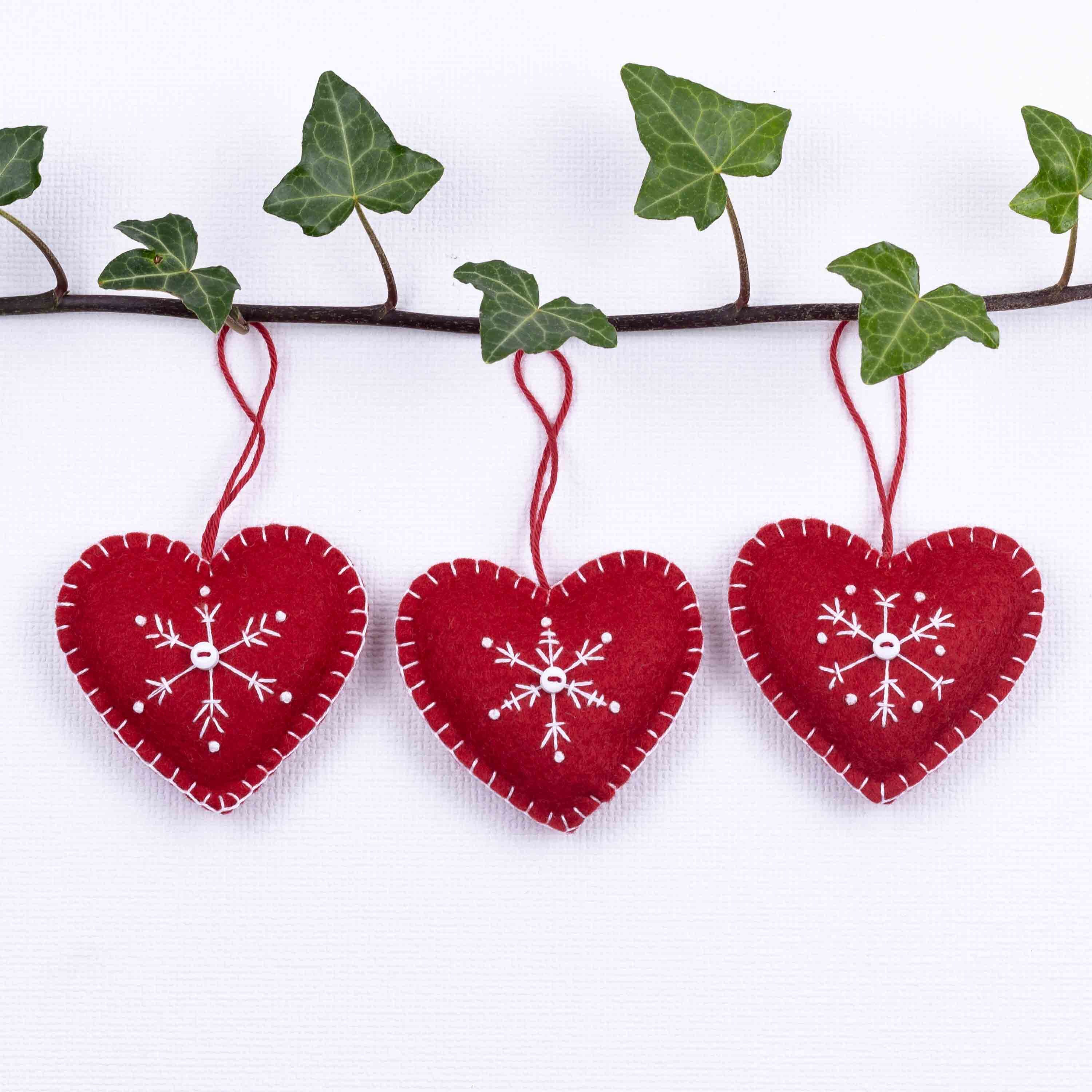 Keimprove 10 Pcs Wooden Heart Hanging Ornament Set with Rope - Red Love Heart Tags with Snowflake Pattern Wood Tree Pendant Decorations for Christmas