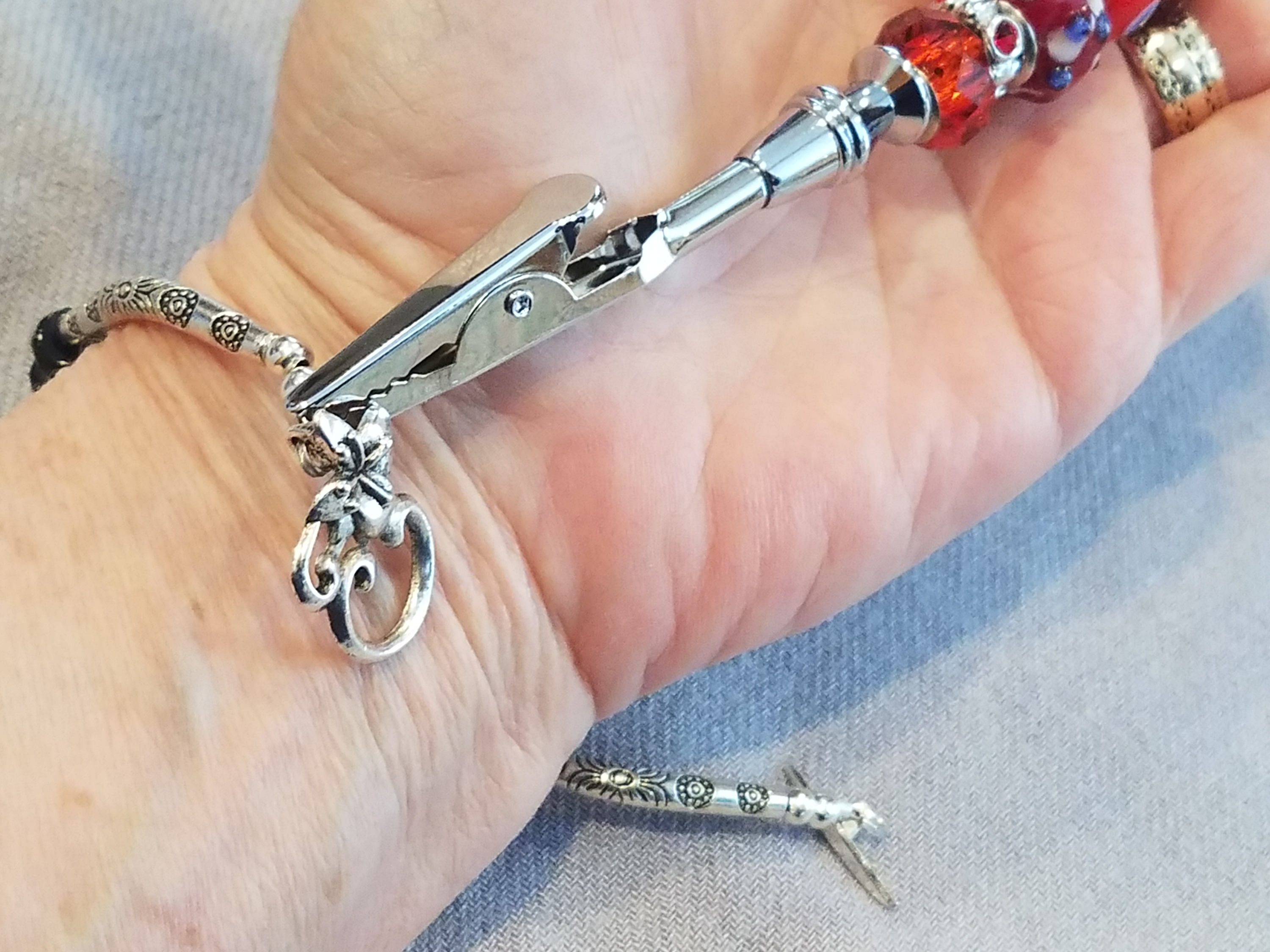 1pc Bracelet Helper Tool - Fastener Helper Tool For Bracelet, Necklace