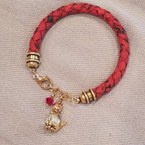 Woven Red Cork 6mm Cord Bracelet Gold Plated and Austrian Crystal Cat Kitty Charm TierraCast Gold Plated Caps  Clasp Adj. Size OOAK Design