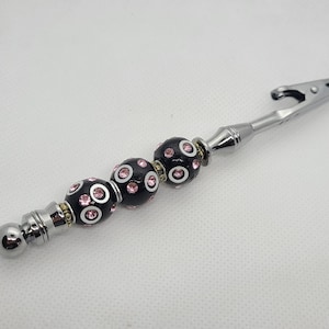 Bracelet Fastener Helper Tool Buddy Black Glass Beads with Pink Crystal Rhinestones & Silver Accents Silver Plated Arthritis Aid