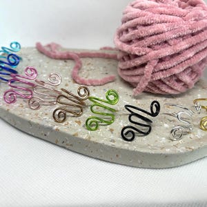 Draadring draadspanningsring haakring ring haken breien draadhouder naad steek geluksbrenger diverse ontwerpen