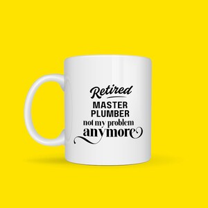 Taza divertida de fontanero jubilado para regalo de jubilación de fontanero maestro, taza para compañero de trabajo, amigo de oficina, jefe, idea de regalo para dejar un trabajo, taza de café