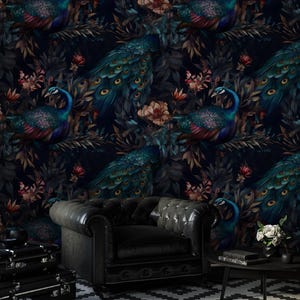 Dunkle Pfau Tapete, Elegantes Vintage Blumen Wandbild, Luxuriöses Vogel Design für Stimmungsvolle Innendekoration, Romantische Vögel Abziehen & Aufkleben Tapete