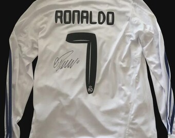クリスティアーノ・ロナウドのサイン入りジャージ - レアル