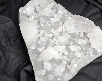 Chalcedony with Stilbite Crystal