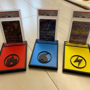 Supporto 3D per carte Pokémon gradate – stile Energia!