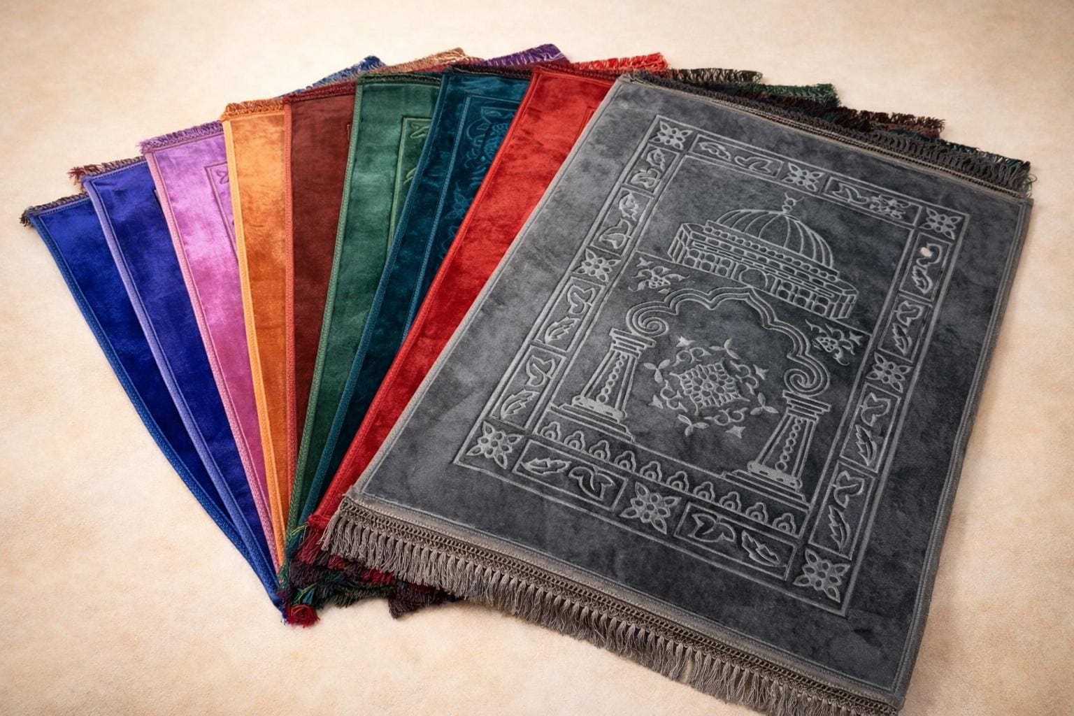 XL Velvet Islamic Prayer Mat: Padded Thick Janamaz Rug - Etsy