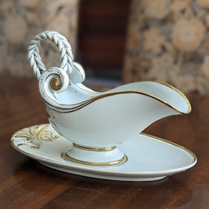 19th c. Antique French Porcelain Gravy/Sauce Boat