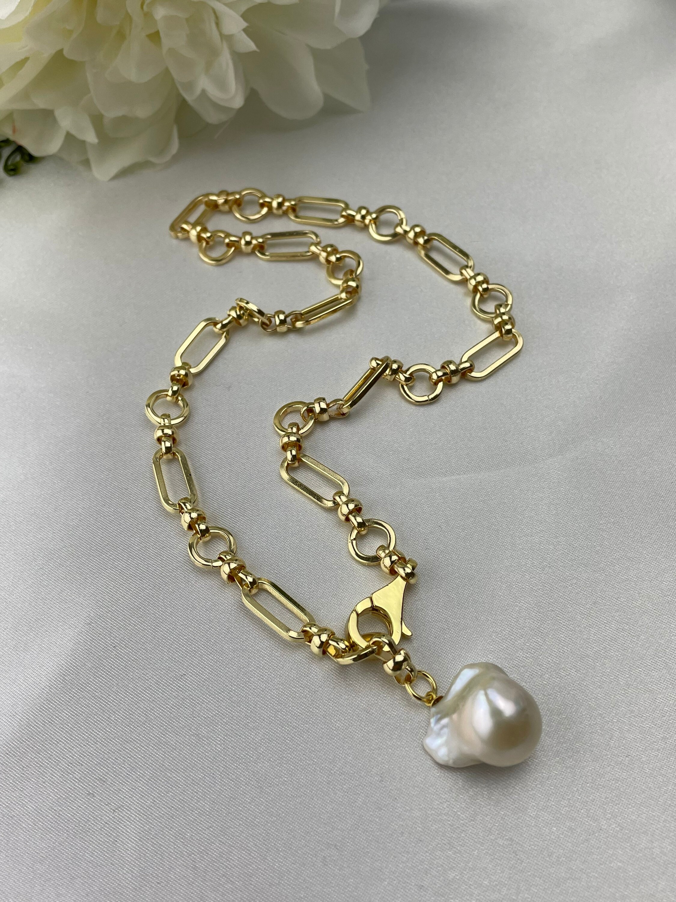 Blossom baroque pearl and chain convertable necklace