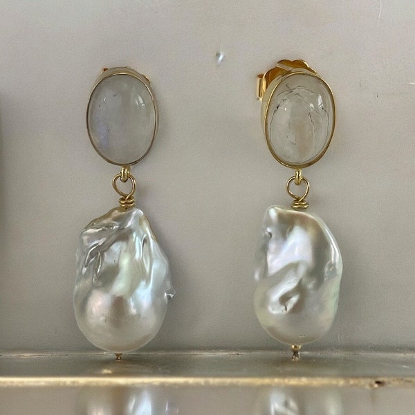 Moonstone and Baroque Pearl Earrings; Baroque Pearl Earrings; wedding earrings; Moonstone stud and Pearl dangling Earrings