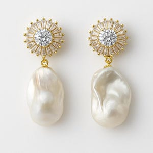 Wedding baroque pearl with cz stone earrings; Gorgeous Baroque  Earrings; pearl gold Earrings with cz stones; elegant bridal jewelry