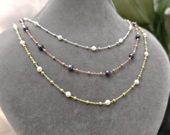 Dainty Freshwater Pearl Necklace with Gold Chain, Multiple Pearl Choker, Wedding Jewelry, Elegant Valentine&#39;s Gift