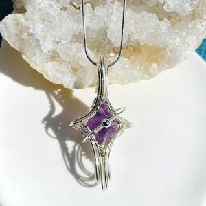 Kreative Energie Kristallstein Anhänger Halskette, Stern Kristall Halskette, Lila und Blau Heilende Kristall Schmuck, Elegante Stern Halskette Geschenk