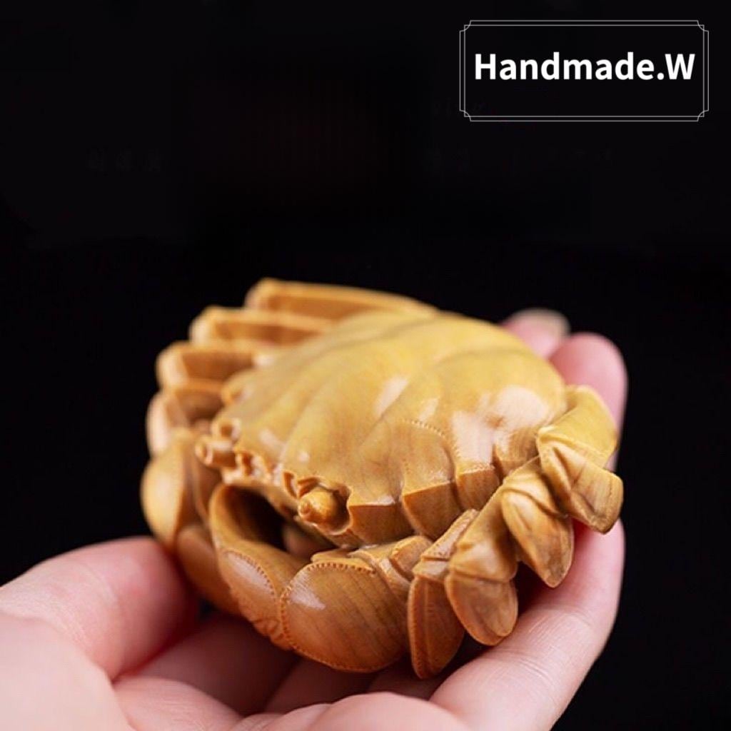 手彫りのカニの置物 - 滑らかで触り心地の良い木製トーテム - Etsy 日本