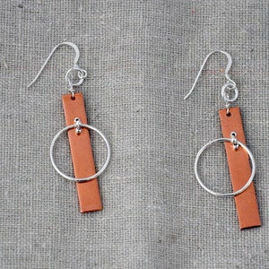 Line & Circle mixed metal earrings