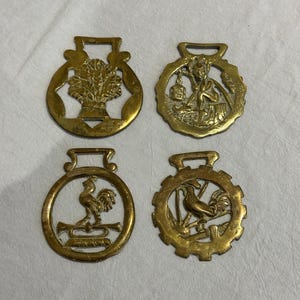 Vintage Horse Brass Selection Cockerel Rooster Cornish Pixie Wheat Horse Brass Ornament Harness Medallion Antique Brass Christmas Tree Decor
