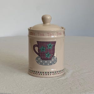 Vintage Ceramic Tea Canister with Lid Printed Teacup Design and Heart Motif Cottagecore Vintage Tea Storing Jar