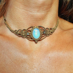 moonstone macrame necklace/handmade necklace /boho jewelry/macrame choker
