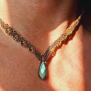 labradorit macrame halsband/V form macrame/boho