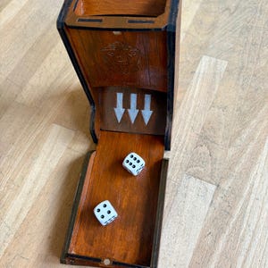 Dice Tower // Dice tower for role-playing games or board games