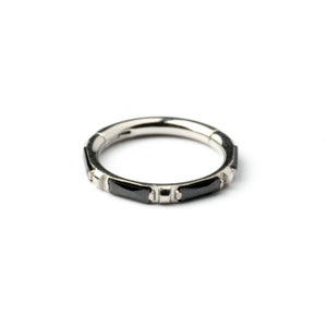 Septum clicker with Onyx, surgical steel hinged hoop earring 1.2mm (16g), boho piercing ring fit as tragus, helix, cartilage, nose ring