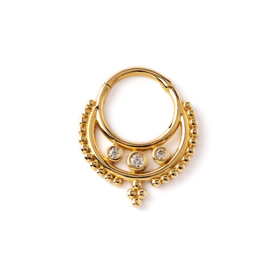 This astonishing piece of ring will... - Sona Gold & Diamonds | Facebook