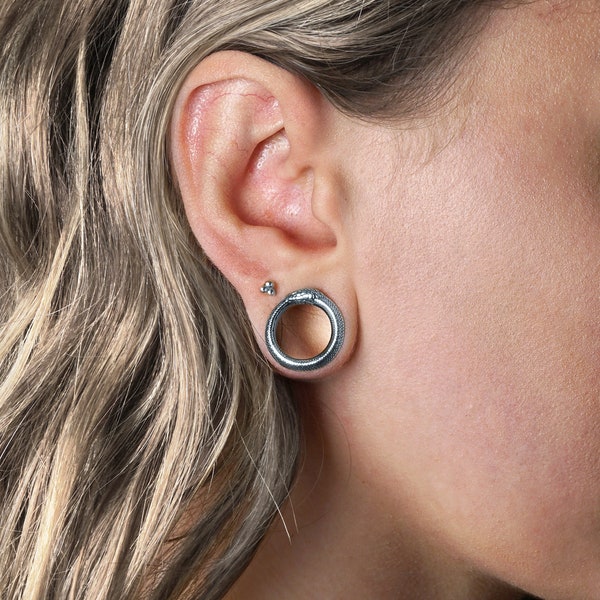 Ouroboros Sterling Silver Tunnels, snake plug tunnels gauges 8mm (0g) - 22mm (7/8”) handmade plug earrings, plug and tunnels gauge jewelry