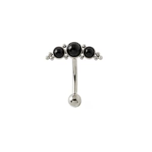 Deva I pływający kolczyk do pępka z czarnym onyksem, kolczyk do pępka ze stali chirurgicznej 1,6 mm/14 g, kolczyk do pępka z kamieniami w kształcie półksiężyca