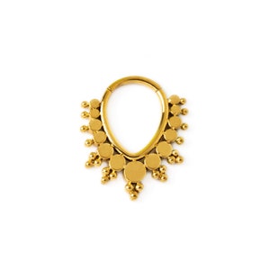 Anello a scatto per setto Prisha, anello a segmento incernierato in acciaio chirurgico dorato da 1,2 mm/16 g, anello piercing a goccia con clic, gioielli tribali boho per setto