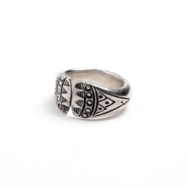 Tribal Silver open band ring,  Hill Tribe 95% silver etched wrap ring, Thai silver ring, boho tribal statement ring, unisex symbolic ring