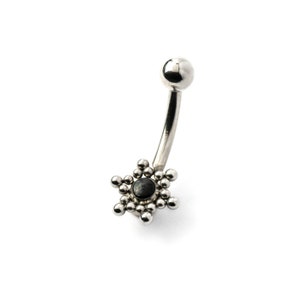 Sitaara Black Shell Belly Bar, kolczyk do pępka ze stali chirurgicznej 316L, kolczyk do pępka w kształcie gwiazdy, biżuteria do piercingu