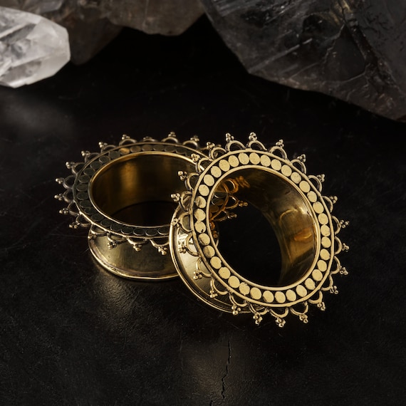 Handmade plugs and tunnels deals