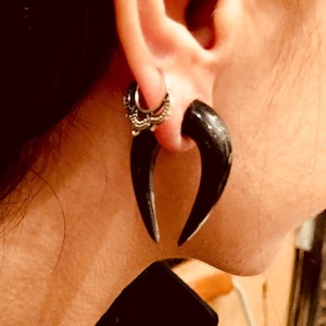 Horseshoe black ear stretchers, taper gauge earrings for stretched ears 3mm/8g - 18mm/11/16” tribal ear gauges, alternative gauge jewelry
