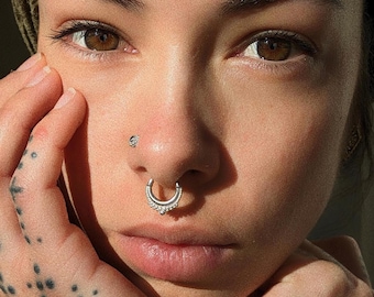 Piercing indio para tabique nasal, anillo de acero quirúrgico con segmento articulado, tamaño 1,2 mm (16 g), aro Daith con clicker, apto para trago, hélix y cartílago.