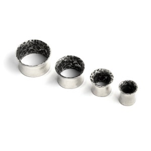 Hammered 925 Silver double flared ear tunnels for stretched ears side view 6mm (2g)-28mm (1.10”)