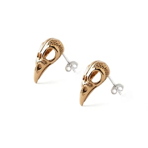 Raven skull stud earrings, bronze bird skull earrings, gothic skull ear studs, morbid unisex alternative jewellery