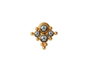 Shahee Pearls Labret, 1.2mm/16g gold surgical steel internally threaded screw on earring, helix, cartilage, medusa flat back earring