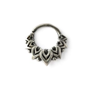 Anel de septo de prata Padma Lotus, tamanho do anel de piercing 1,2 mm/16g, 6 mm, 8 mm, 10 mm para se ajustar ao tragus, hélice, cartilagem, joias de septo tribal boho